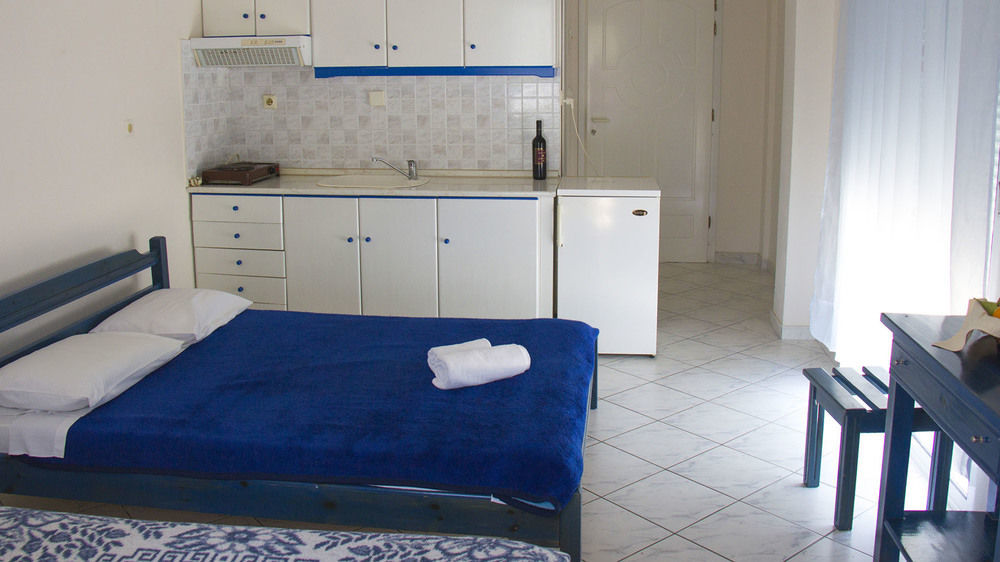 Makedonia Sky Hotel Hanioti Bagian luar foto